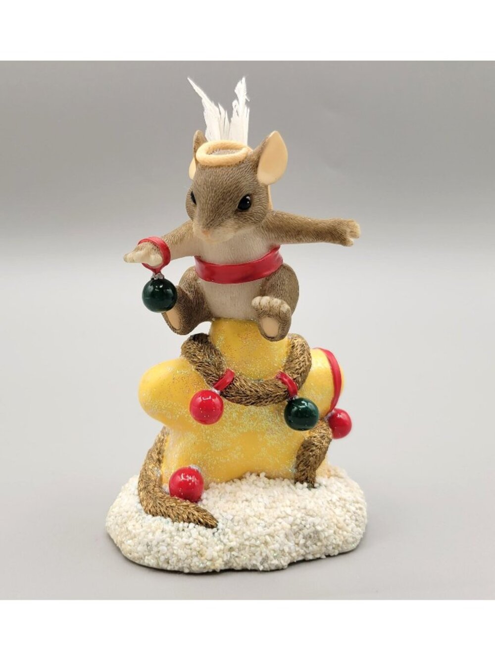 Charming Tails The Christmas Star Figurine Special Edition Mouse 98/279
